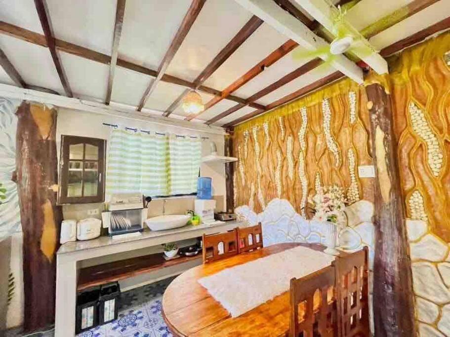 Precious Homestay Burgos  المظهر الخارجي الصورة